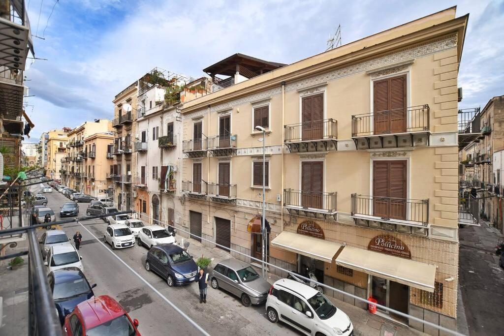 Apartamento Iflat Downtown House Palermo Exterior foto